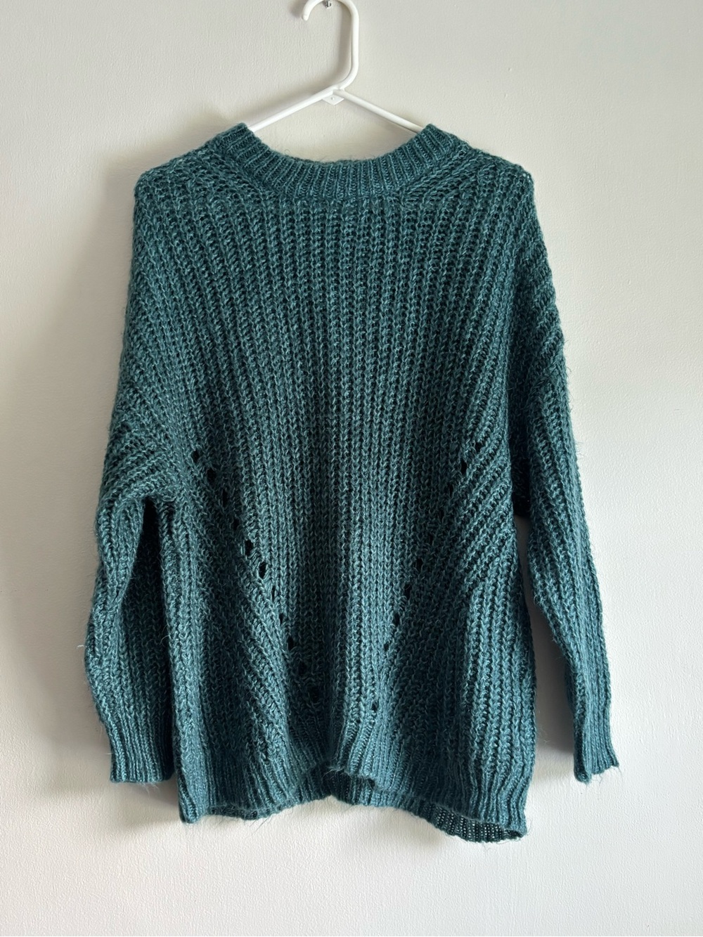 American Eagle Outfitters Teal Green Scoop-Neck Chunky Knit Sweater